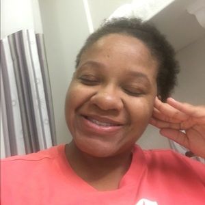 Meet your Posher, Areshia